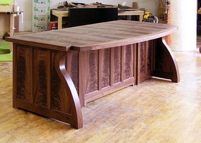 Sager Large Office Desk
